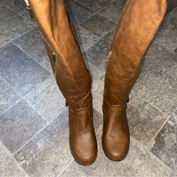 Brown High Knee Boots Charlotte Russe - Picture 12 of 15